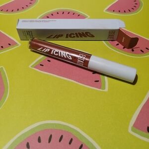 Estate Lip Icing Liquid Lipstick Gloss in Glaze